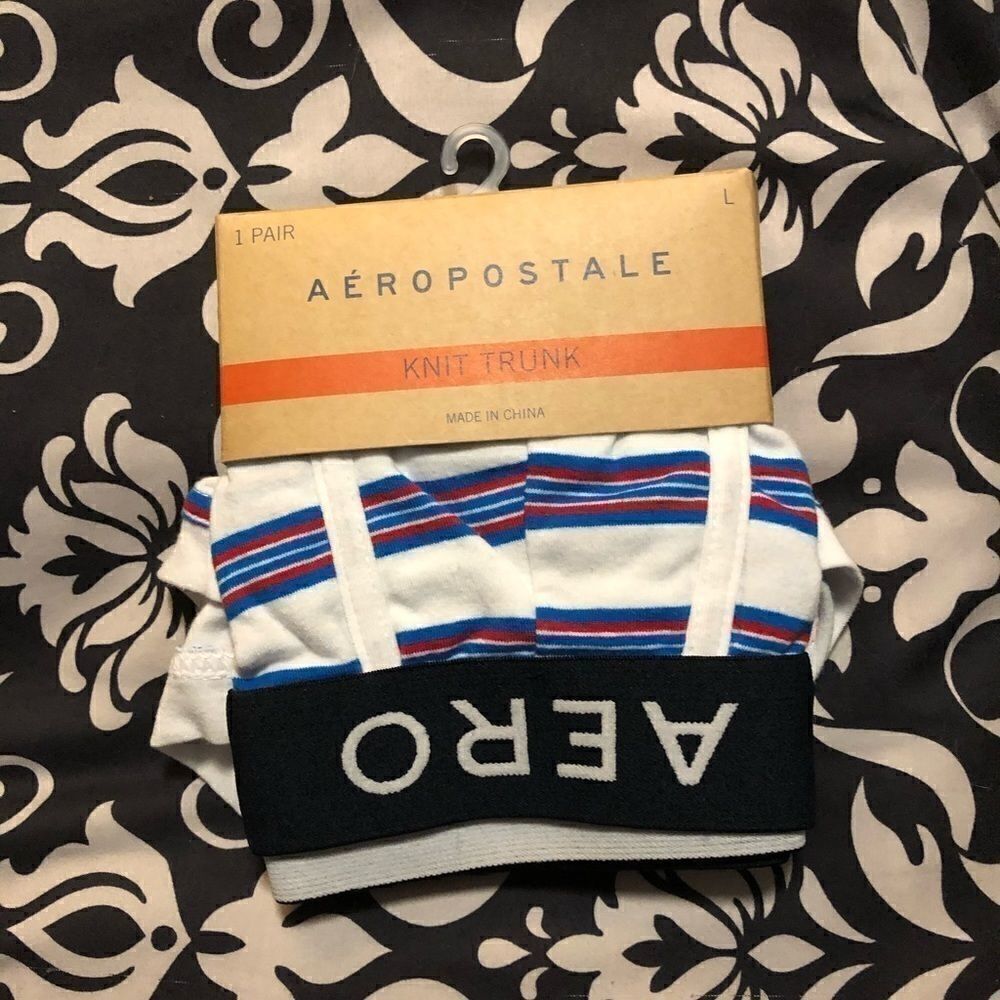 - Aeropostale knit trunk